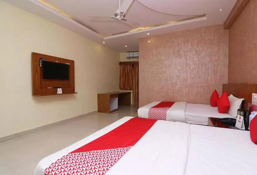 Oyo 16395 Hotel G K Palace