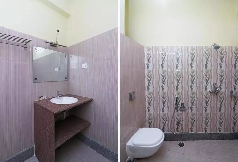 Oyo 16395 Hotel G K Palace