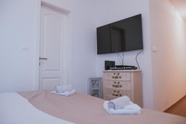 Pool Apartments Lucija