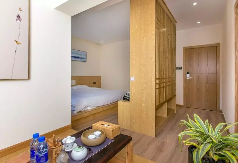 簡易ホテル Floral  Dali Fanyin Shiguang