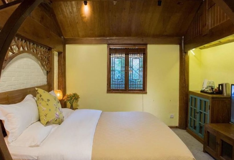 Fogadó Floral Lijiang Mufu Qixi