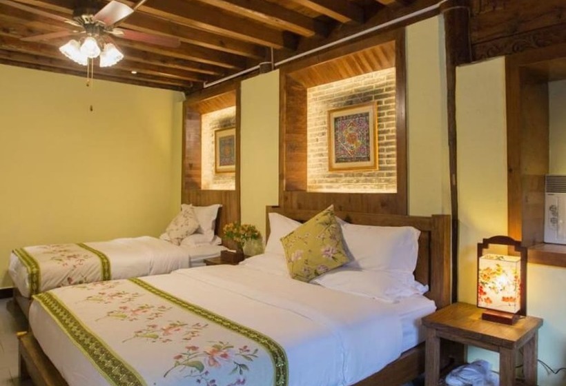 Fogadó Floral Lijiang Mufu Qixi