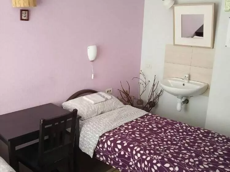 Hostel Alaska