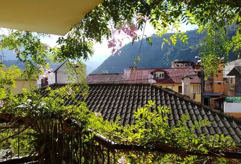 Hotelli La Chimenea Casa De Piedad