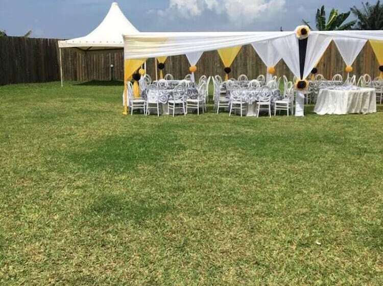 ホテル Palena Gardens