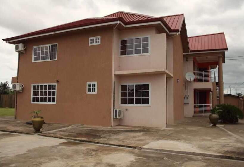 ホテル Palena Gardens