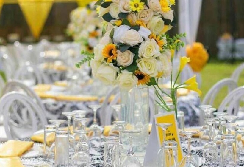 ホテル Palena Gardens