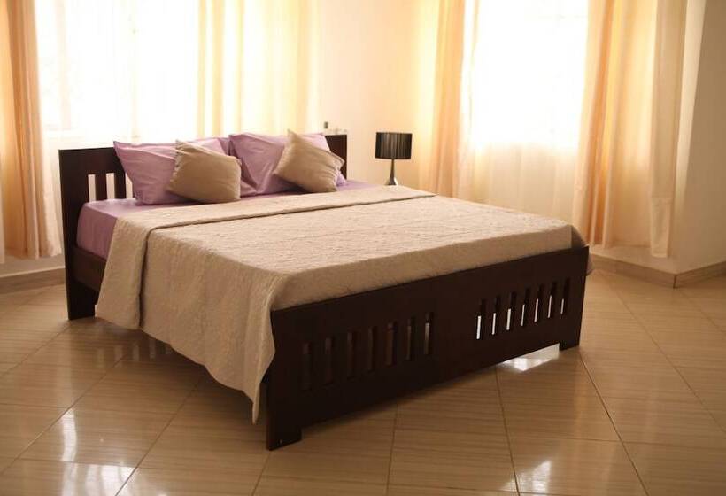 ホテル Palena Gardens