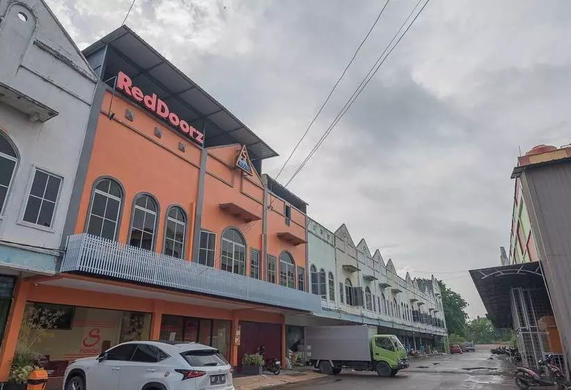 هتل Reddoorz @ Batu Aji Batam 2