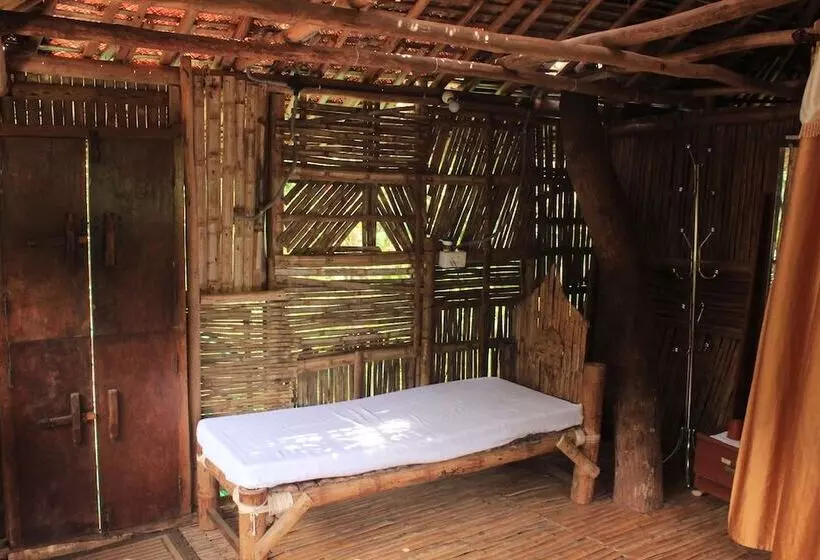 Hotelli Salaams Raama Heritage Eco Village