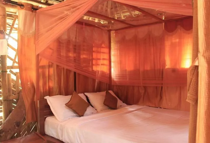 Hotelli Salaams Raama Heritage Eco Village