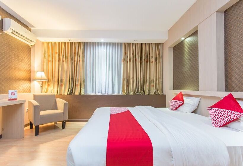 בית מלון כפרי Sejati By Oyo Rooms