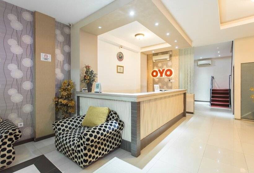 בית מלון כפרי Sejati By Oyo Rooms