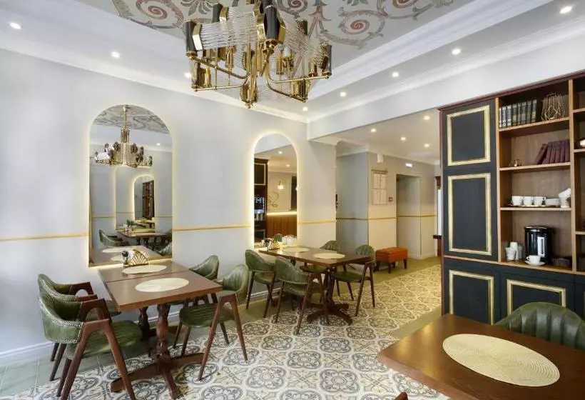 Design Hotel Senator