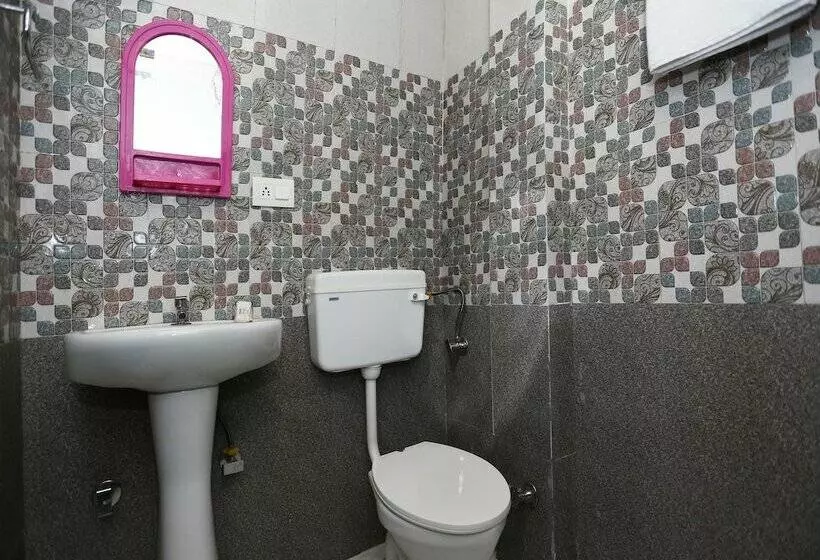 هتل Star By Oyo Rooms