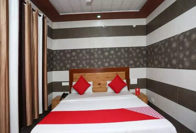 هتل Star By Oyo Rooms