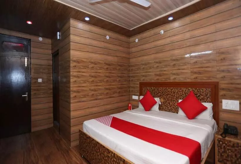 هتل Star By Oyo Rooms
