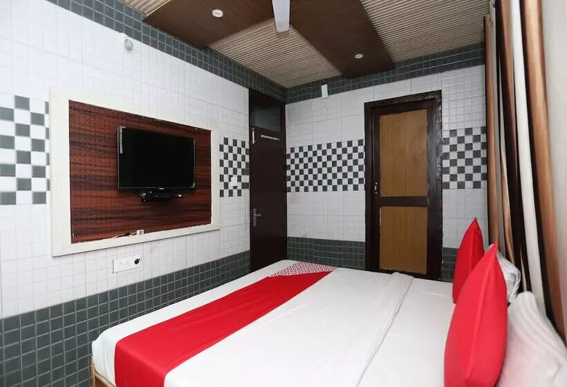 هتل Star By Oyo Rooms