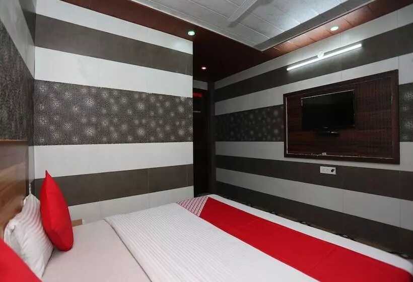 هتل Star By Oyo Rooms