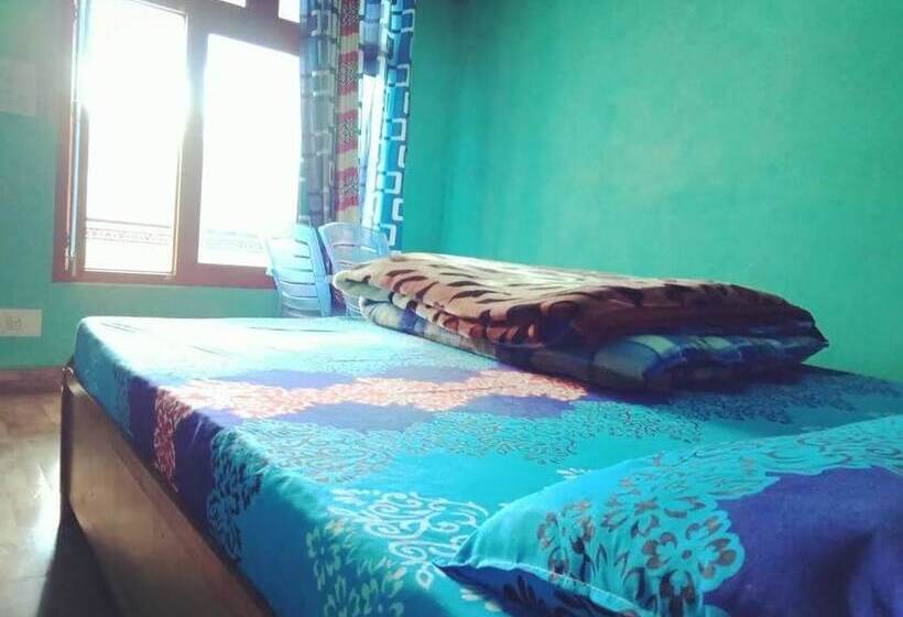 هتل Sunrise Guest House Tosh