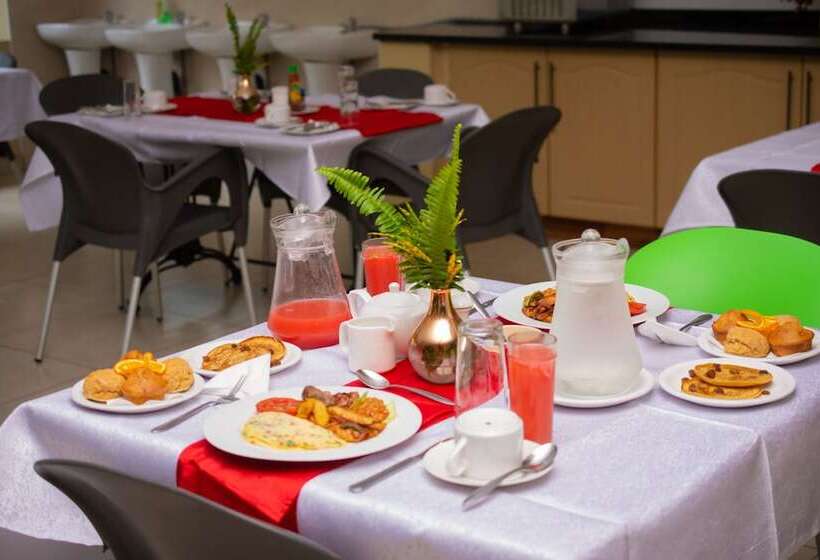 هتل Tamarind Holiday And Conference Resort