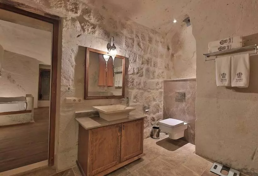 هتل Taru Cave Suites