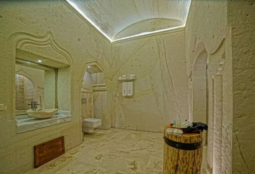 هتل Taru Cave Suites