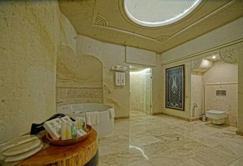 هتل Taru Cave Suites