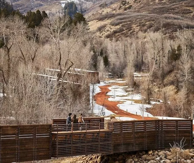 Hotelli The Lodge At Blue Sky, Auberge Resorts Collection