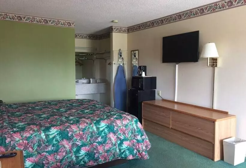 Western Motel   Camilla