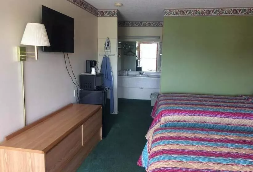 Western Motel   Camilla