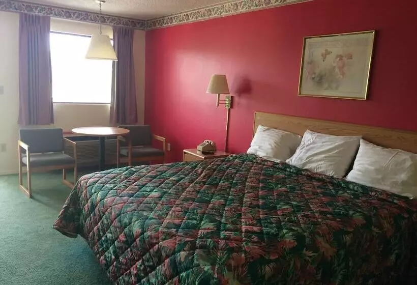 Western Motel   Camilla