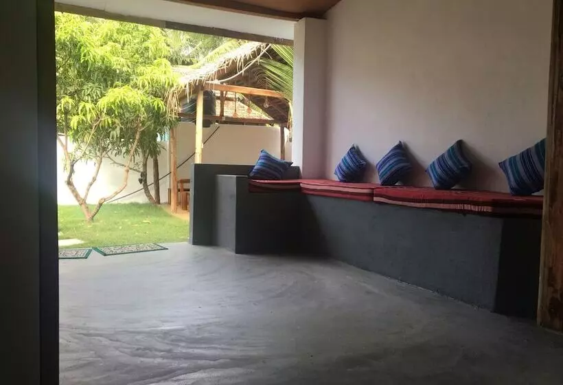 هاستل Backpackers Villa