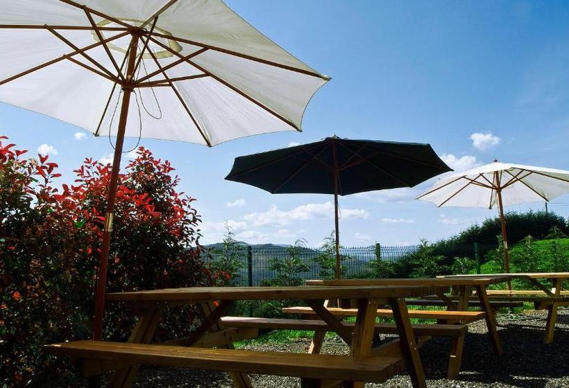 Apartamentos Rurales El Fresnu