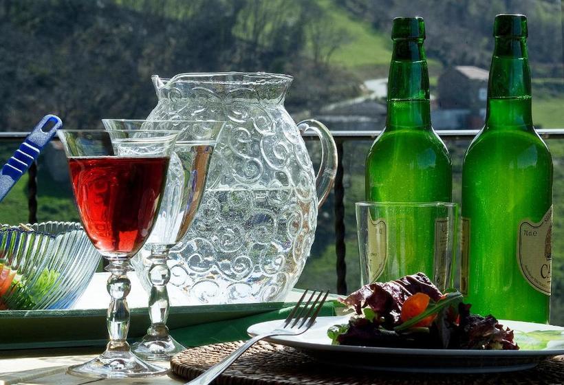 Apartamentos Rurales El Fresnu