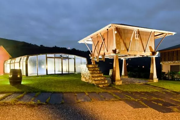 Apartamentos Rurales El Fresnu