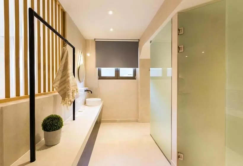 Calmare Suites