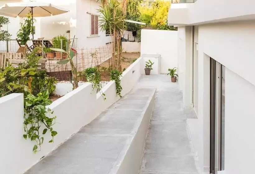 Calmare Suites
