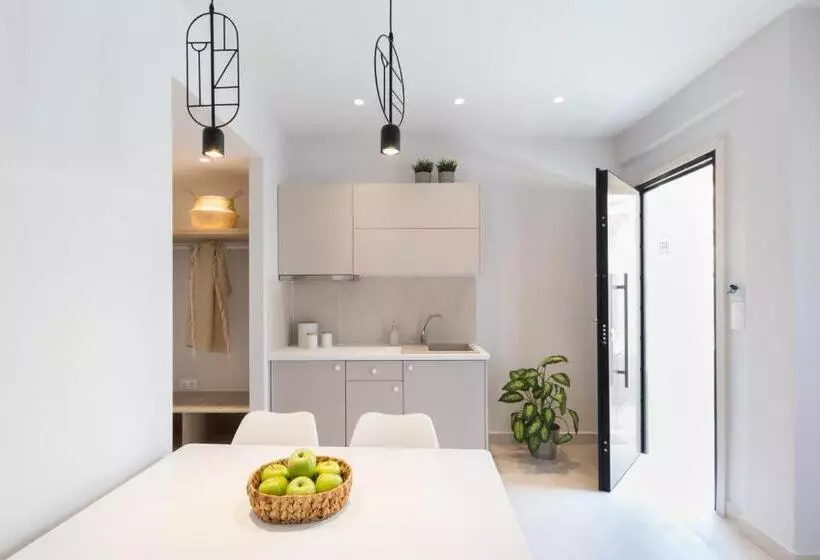 Calmare Suites
