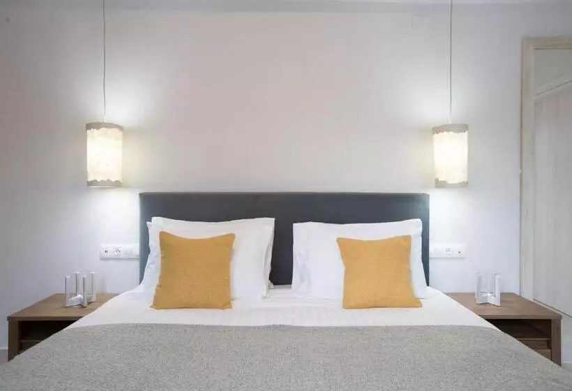 Calmare Suites