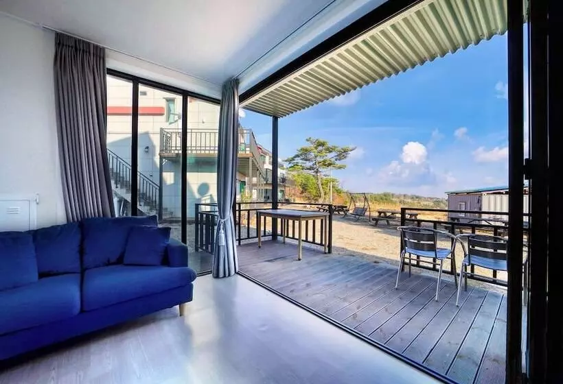 Gyeongju Hyu Plus Pension