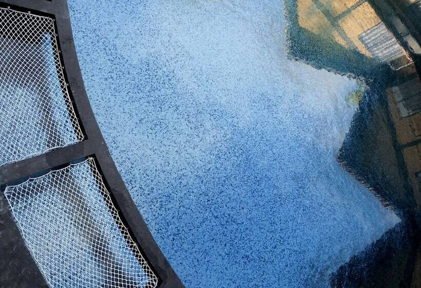 هتل A Rock Resort Langkawi Coral Reefs