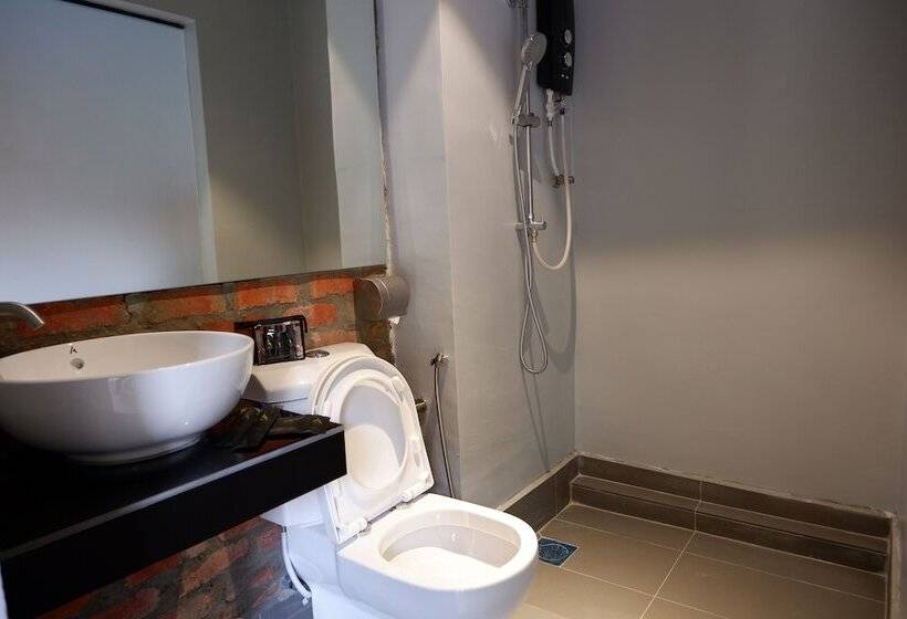 هتل A Rock Resort Langkawi Coral Reefs