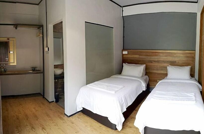 هتل A Rock Resort Langkawi Coral Reefs