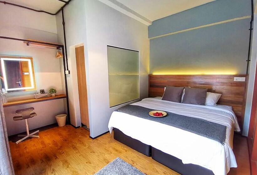 هتل A Rock Resort Langkawi Coral Reefs