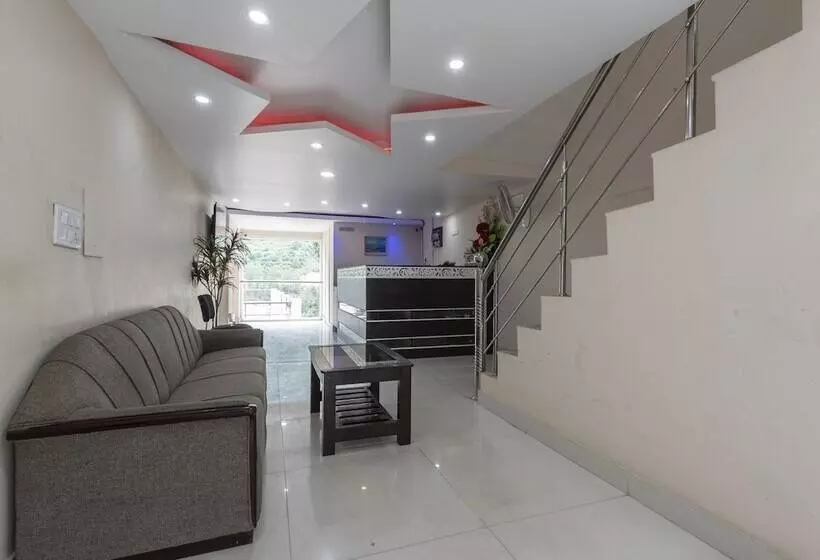 ホテル Diamond Vaishali By Oyo Rooms