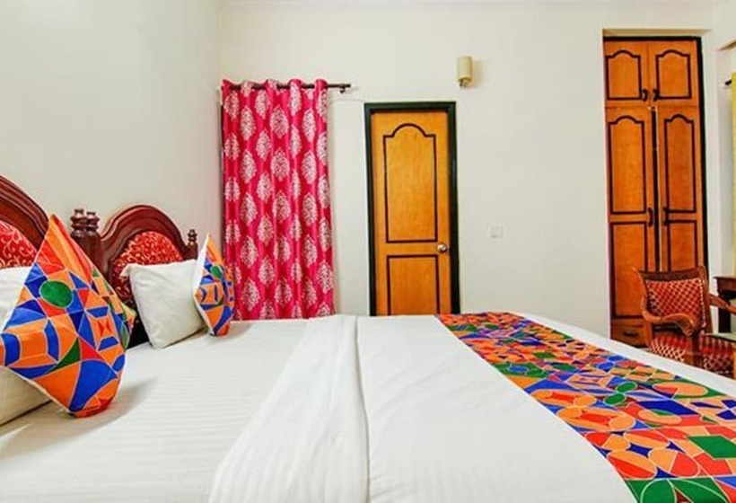 Fabhotel Singh Suite