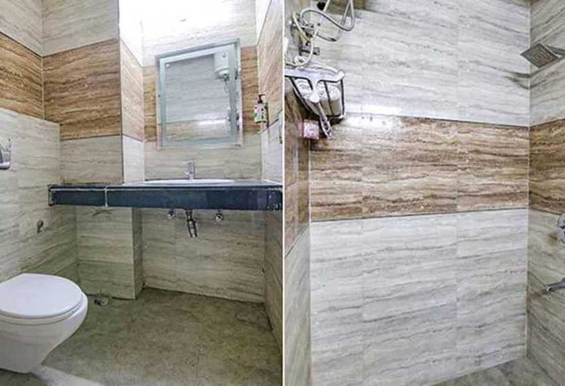 Fabhotel Singh Suite