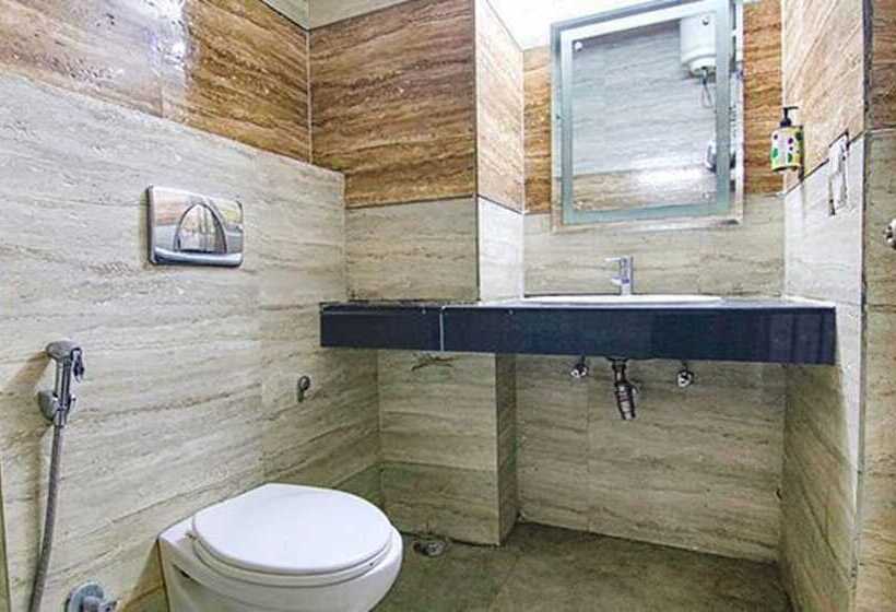 Fabhotel Singh Suite