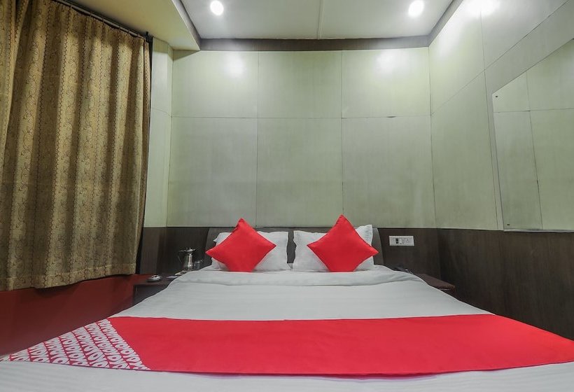 酒店 Golden Peak By Oyo